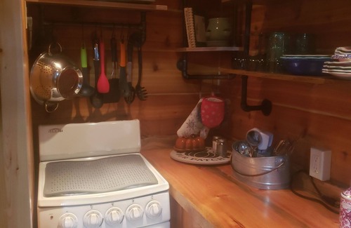 Thompson Falls Cabina | Iron line cabin 802
