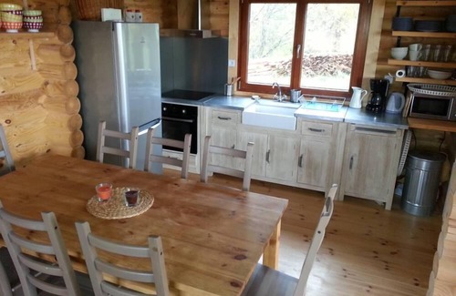 Saint-Michel-de-Chaillol Chalet De Esquí | Cabaña de madera en un sitio agradable, tranquilo y soleado, con vistas al valle y muy cerca de las pistas.