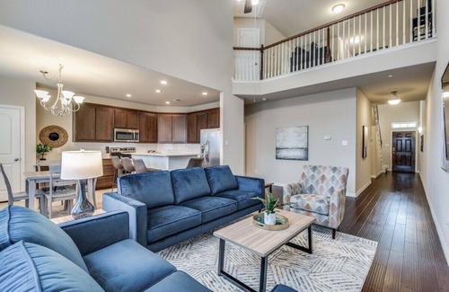 Irving Casa | Irving Bliss- 3 bedroom Charm In Heart of Irving