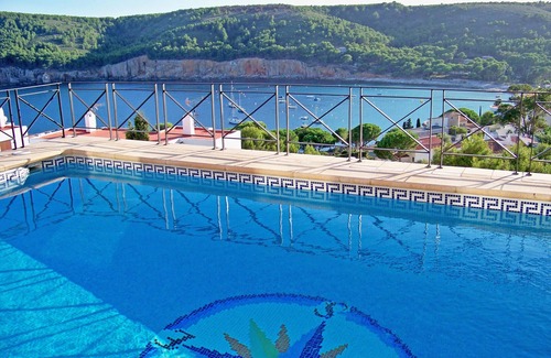 L'Escala Villa | Isabelle: Villa con piscina privada y vista al mar en Cala Montgó