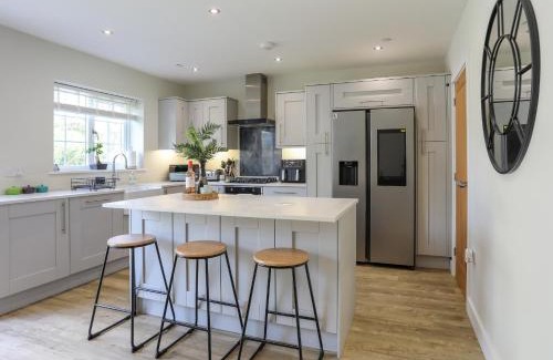 Llangefni Casa | Iscoed