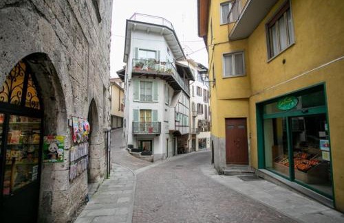 Lovere Old Town Apartamento | IseoLakeRental - Casa Lù