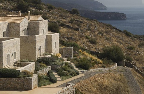 Areopoli Villa | ISholidays Mani Estate One Bedroom Sea View Superior Suite