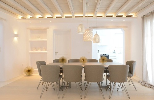 Tourlos Villa | ISholidays Mykonos Villa Zircon