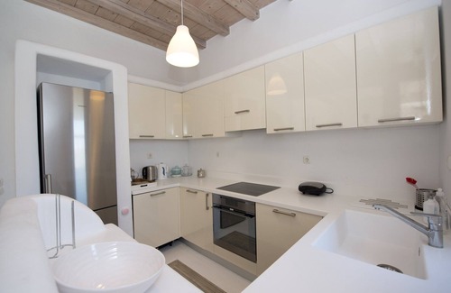 Psarou Villa | ISholidays Mykonos villa Azurite