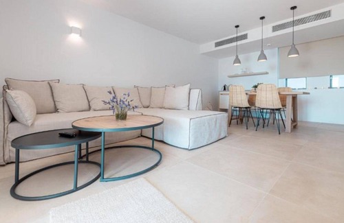 Areopoli Villa | ISholidays One Bedroom Suite Limited Sea View