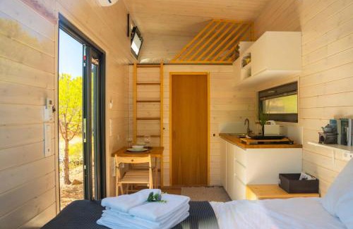Corte Gago Casa | Isis Garden by Tiny Away