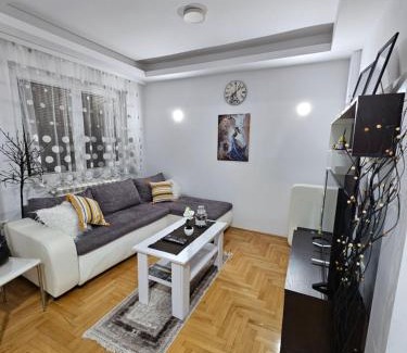 Kragujevac Apartamento | Iskra Apartment