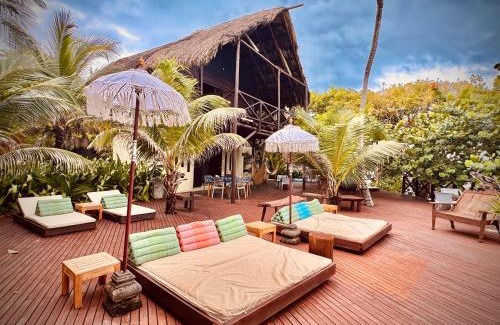 Rosario Islands Cabina | Isla Única- Islas del Rosario