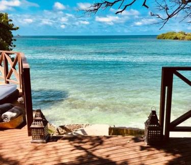 Rosario Islands Cabina | Isla Única- Islas del Rosario