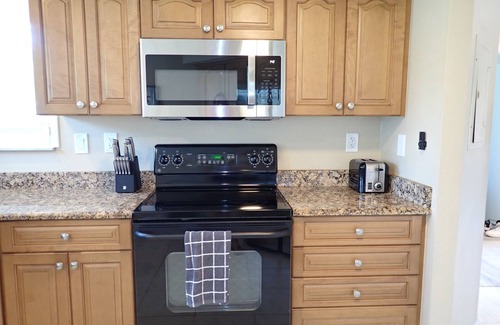 Isla del Sol Casa | Isla Del Sol Condo, Heated Pool, Water/Golf Views, 5 mins to St. Pete Beach!