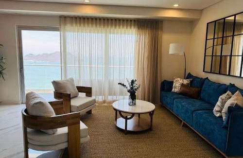 Zona Dorada Apartamento | Isla Pájaros - Beach Condo