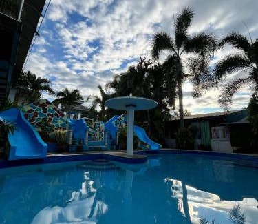 Sison Complejo | Isla Paraiso Resort-Hotel