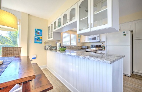 Sanibel Condominio | Island Beach Club #P3A is a 2/2 vacation rental on Sanibel Island!