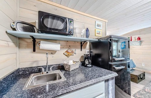North Carolina Coast Casa | Island Breeze 20 max+ Golf Carts