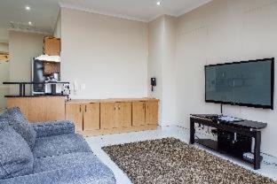 Century City Apartamento | Island Club Hotel & Apartments