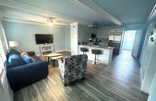 Matlacha Cabaña | Island Cottage in Quaint Matlacha Florida. Amazing island life is a click away…