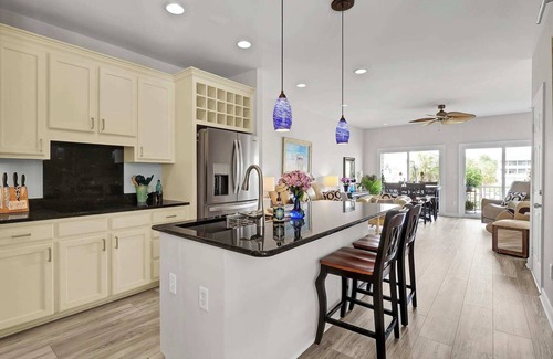 North Carolina Coast Casa | Island Dreams, Pet Friendly at the CB Lake