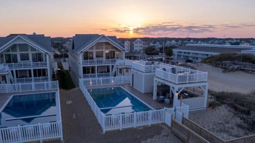 Kill Devil Hills Casa | Island Enchantment by KEES Vacations