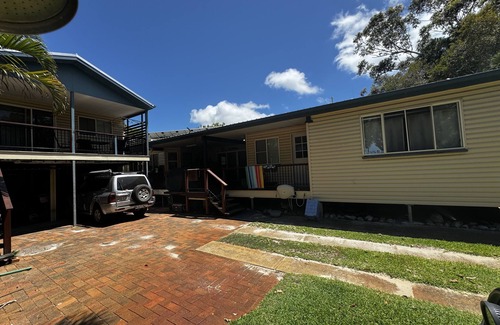 Brisbane Waterfront Casa | Island Home is Located on beautiful Moreton Island in the township of Kooringal