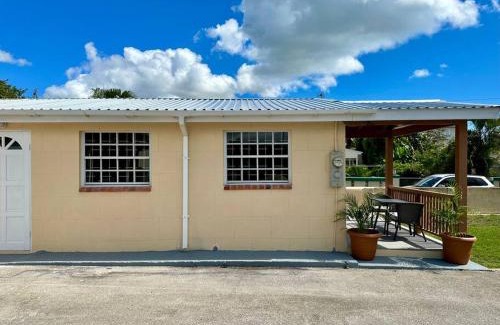 Navy Gardens Apartamento | Island Life Apartment