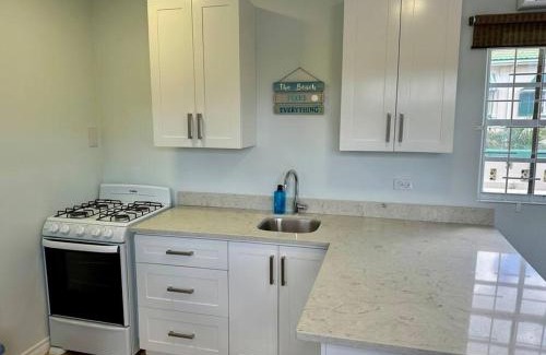 Navy Gardens Apartamento | Island Life Apartment