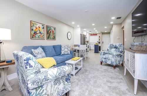 Sanibel Condominio | Island oasis - Beachfront condo on Sanibel Island - Sandalfoot 2C3