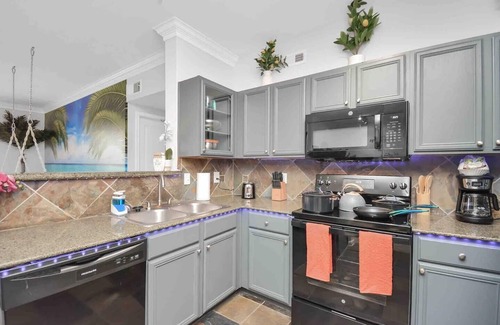 South Central Houston Apartamento | Island Paradise🌴 -2BR/2Bath/NRG/MedCenter/Galleria