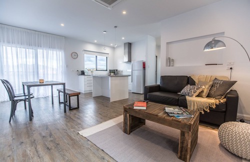 Whitemark Hotel | Island Quarters