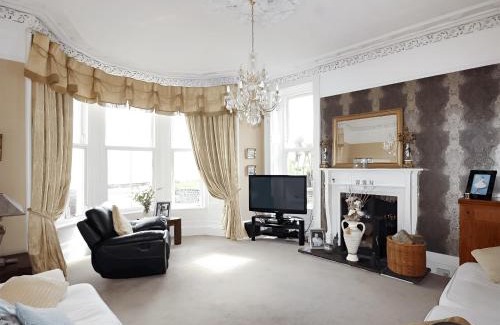 Rothesay Casa | Island Seaview Villa