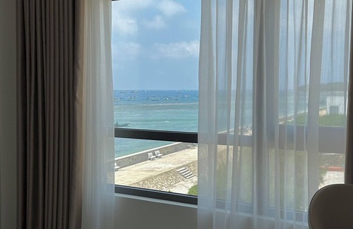 Phu Quy Hotel | Island Sunset Hotel