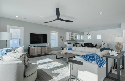 Surf City Casa | Island Time #134 Oceanfront Luxury Vacation Home, Sleeps 14!