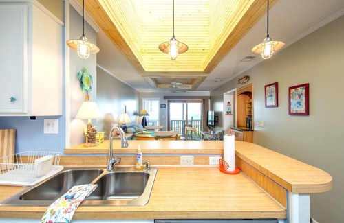 Atlantic Beach Condominio | Island Time Oceanfront Condo on Atlantic Beach