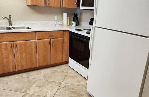 South Island Condominio | Island Winds condo 601 is an exceptional sixth-floor vacation condo rental.