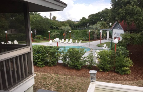 Isle of Palms Casa | Isle of Palms playa casa al lado de la piscina pista de tenis / con vista al mar