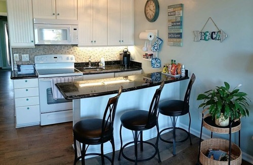 Isle of Palms Condominio | Isle of Palms, SC Oceanfront Sea Cabin 226 - Best Place to Discover Charleston!