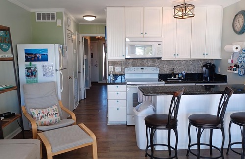 Isle of Palms Condominio | Isle of Palms, SC Oceanfront Sea Cabin 226 - Best Place to Discover Charleston!