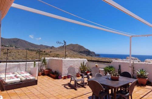 La Isleta del Moro Apartamento | Isleta apartamento con terraza, vistas y WIFI