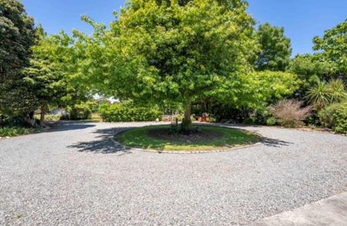 Te Horo Casa | Isness - Your Haven on Hautere