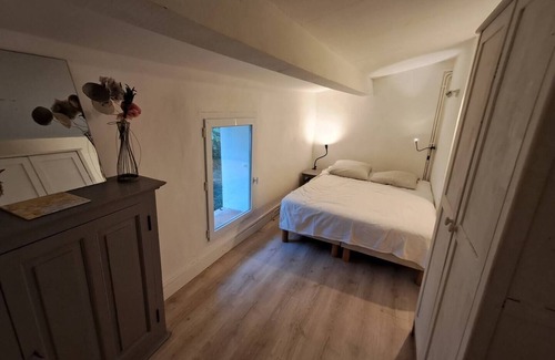 Ceyras Otro | Isolated farmhouse in the heart of the vineyards