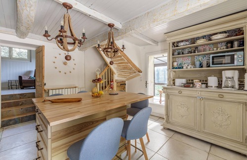 Besse-sur-Issole Casa | Issola - Maison familiale avec piscine