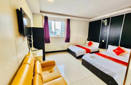 District 7 Hotel | Istars Hotel