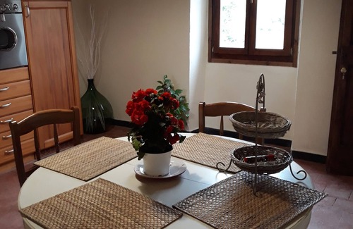 Casaleggio Boiro Casa | Agriturismo "Veritas" Bed & Wine