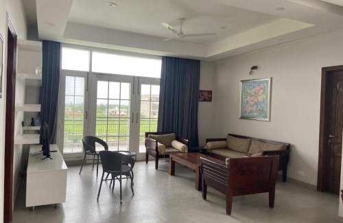 Chandigarh Casa | IT City Luxe Homestay-Secure & Comfortable Stay in Mohali
