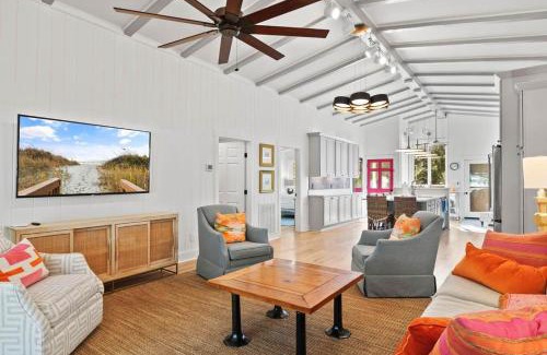 North Litchfield Beach Casa | It is a Happy Day at the Beach