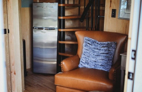 College Casa | It is a tiny home in the treehouse located in the middle of Fairbanks.