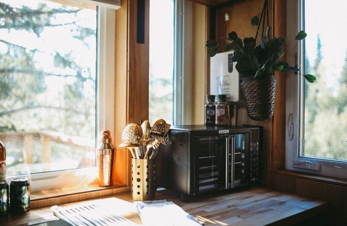 College Casa | It is a tiny home in the treehouse located in the middle of Fairbanks.