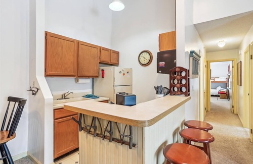 Timberline Condominio | It is a very short walk to Timberline Mountains lifts and lodge from D303!