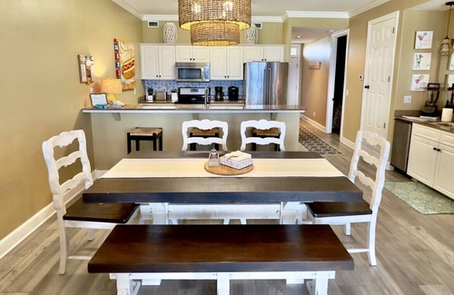 Orange Beach East Condominio | It's A Shore Thing!! Regency Isle #402 BOOK NOW FOR SUMMER