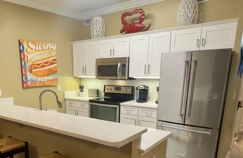 Orange Beach East Condominio | It's A Shore Thing!! Regency Isle #402 BOOK NOW FOR SUMMER